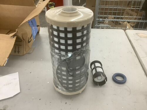 Fuel Filter Kit Compatible with Detroit Diesel DD13 12.8L DD15 14.8L DD16 15.6L - Lot 587