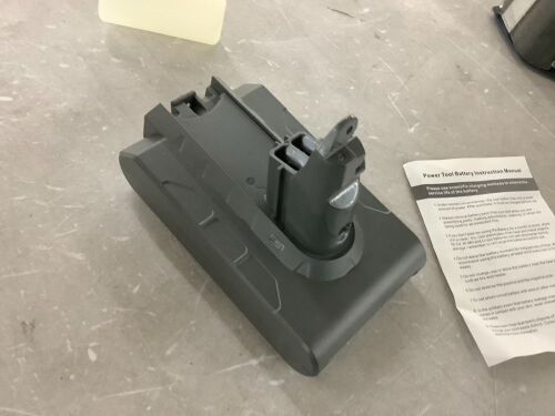 Rechargeable Li-Ion Battery - Lot 784