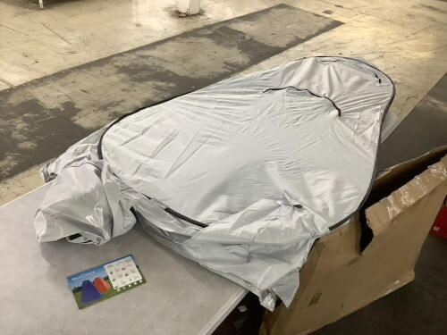 Pop Up Dressing Tent  - Lot 795