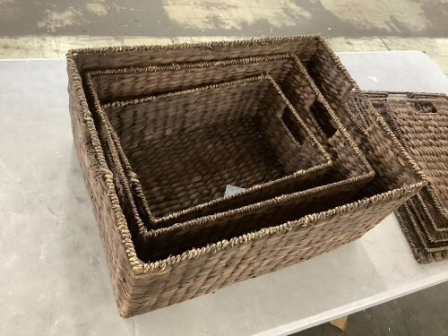 Set of 3 Large Hyacinth Storage Baskets w/ Handles, Lid - Lot 880