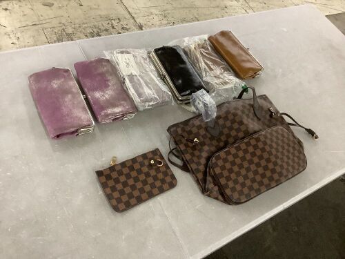 Lot of Purses - Lot 626