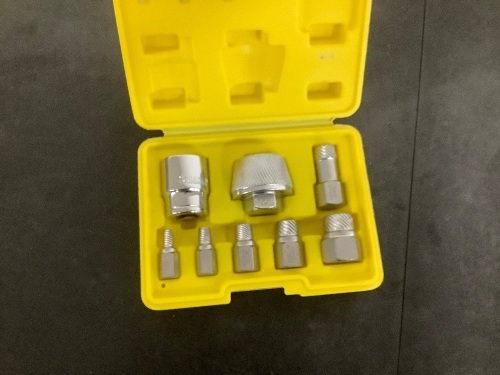 1.5 inch Tub Drain Extractor 1 inch extension Socket 6 Pcs Pipe Nipple Extractor Set - Lot 380