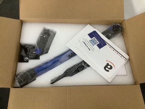 Cordless Vacuum Cleaner - Lot 395