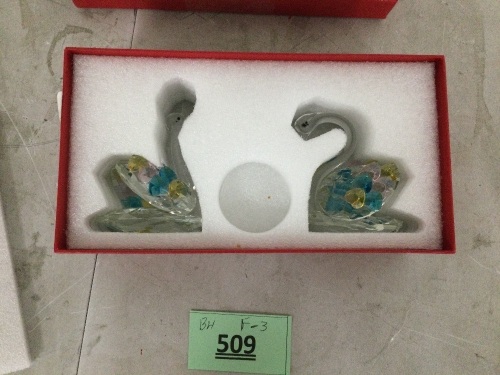 Elegant Colorful Art Glass Swans Figurines, Set of 2 - Lot 509