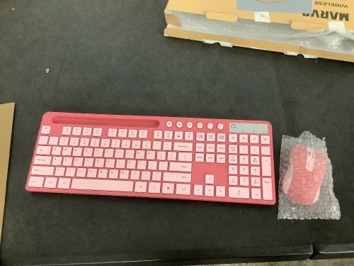 Wireless Keyboard and Mouse Sakura Pink - Lot 9735