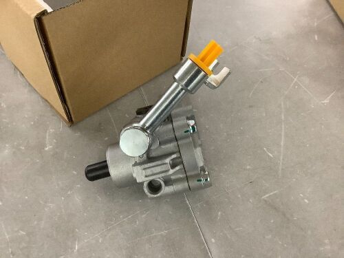 Lot of (8) Power Steering Pump  - Lot 191
