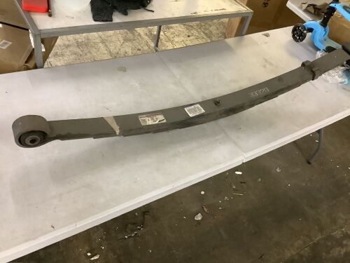 Freightliner Front Leaf Spring - Surface Rust - Lot 203