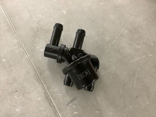 Lot of (15) BOXI Heater Control Valve Solenoid for Ford Aerostar 1994-199, Explorer/Sport/Sport Trac 1994-2005, Ranger 1995-2004, Mazda Pickup 1995-2004, Mercury Mountaineer 1998-2005 - Lot 299