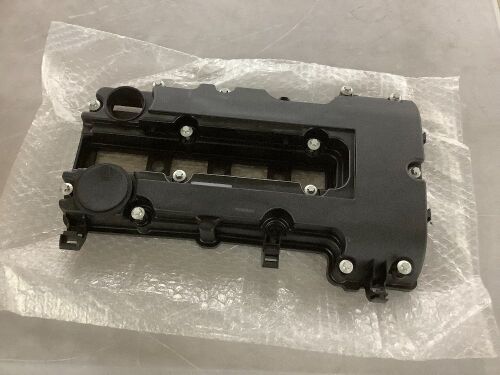 Lot of (7) Camshaft Valve Cover  - Lot 392