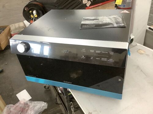  Galanz 4-in-1 ToastWave with TotalFry 360, Convection, Microwave, Toaster Oven, Air Fryer, 1000W,1.2 Cu.Ft, LCD Display, Cook, Sensor Reheat, Stainless Steel  - Lot 598