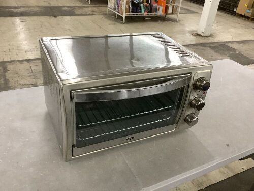 Oster Toaster Oven  - Lot 51