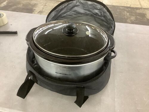 Hamilton Beach Slow Cooker with Crock Pot Carry Bag  - Lot 403