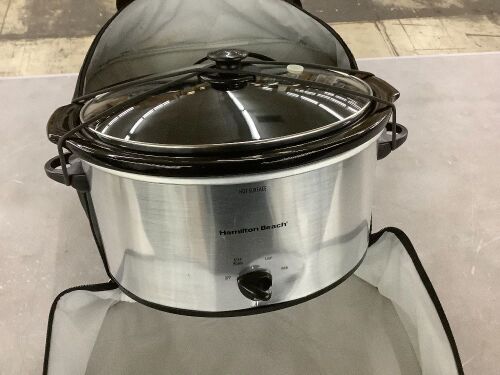 Hamilton Beach Slow Cooker with Carry Bag - Dented - Lot 405