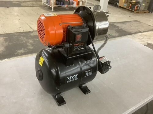 VEVOR 1.6HP Shallow Well Pump Automatic Irrigation Water Booster Pump with 5 Gal. Pressure Tank  - Lot 438