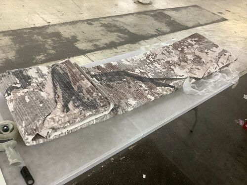 9' x 12' Area Rug  - Lot 420