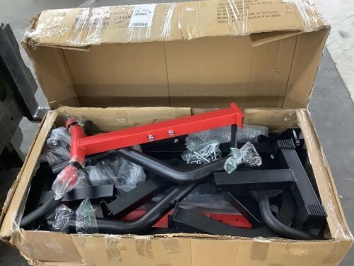 Chest Press Machine  - Lot 227