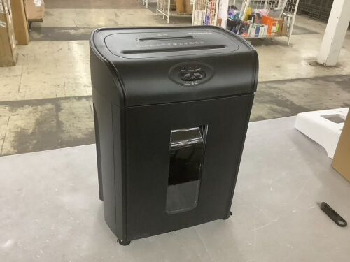 Woolsche Paper Shredder, 10-Sheet Micro-Cut - Lot 177