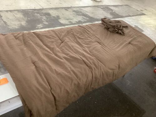 King Size Comforter  - Lot 497