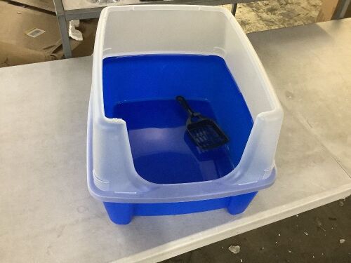 Cat Litter Pan with Shield and Scoop  - Lot 276