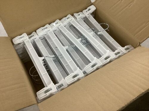 12" Plastic Pants Hangers, 60 pc  - Lot 146