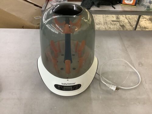 Baby Brezza Baby Bottle Sterilizer and Dryer - 1 Small Piece Damaged - Lot 366