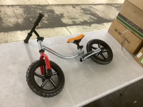 Kids Balance Bike - Loose Handle Bars  - Lot 314