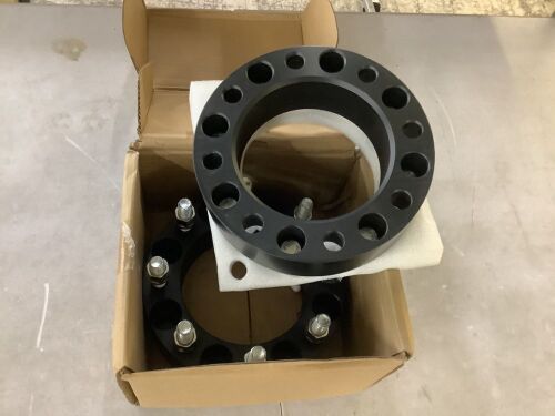 2" Wheel Spacers for Ford F250 F350 Super Duty  - Lot 561
