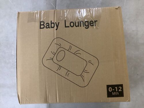 Baby Lounger  - Lot 569