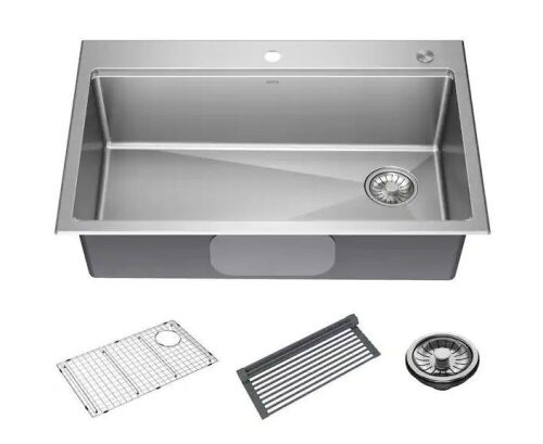 Delta Emery 33 in. Drop-In/Undermount Single Bowl 18 Gauge Stainless Steel Kitchen Workstation Sink with Accessories - Lot 44JF