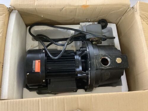 1HP Premium Cast Iron Shallow Well Jet Water Pump, 115 Volt, 17.6 GPM 164 ft. Maximum - Lot 798