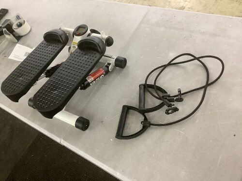 Mini Stair Stepper with Resistance Bands  - Lot 726