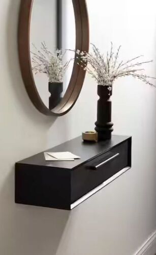 Kate and Laurel McCutcheon 30 in. Black Rectangle Solid Wood Console Table - Lot 834JF