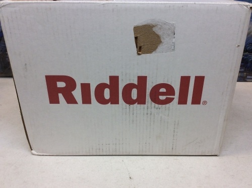 Riddell Youth Speed Football Helmet, White/Gray, Medium. Missing One Screw On Face Guard. E-Commerce Return - Lot 118