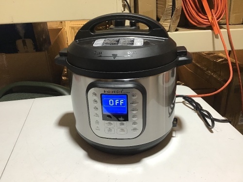 Instant Pot Duo Nova Pressure Cooker 7 in 1, 6 Qt, Best for Beginners. Appears New - Lot 400