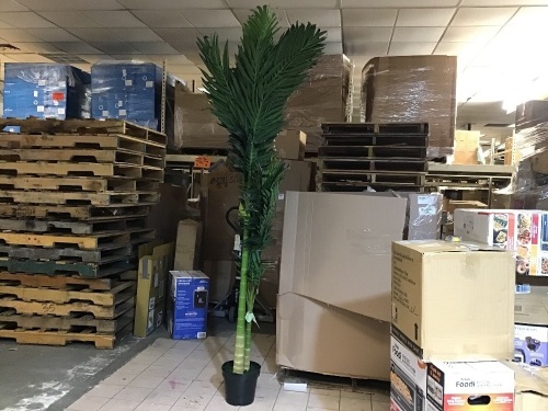 8 ft. Golden Cane Palm Silk Tree. Appears New - Lot 478