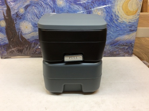 Outdoor Portable Toilet. E-Commerce Return. Appears New. - Lot 698