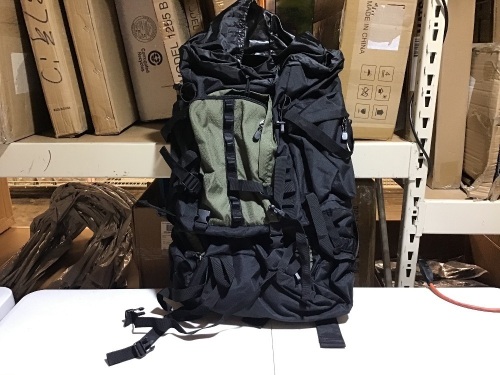 Amazon Basics Internal Frame Hiking Backpack with Rainfly. Appears New - Lot 703