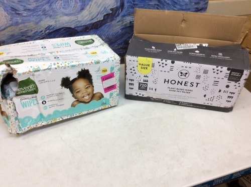 Lot of (2) Large Box of Wet Wipes. Homest Brand Is Missing 3 Packs and Seventh Generation Is Missing 1 Pack. Damaged Boxes - Lot 925
