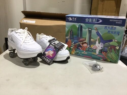Kids Retractable Roller Skate Shoes, Size 7 - Lot 261