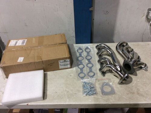VEVOR Exhaust Headers for 99-01 GMC Yukon 4.8L 5.3L GMC Sierra Exhaust Manifold 1500 2500 - Lot 328