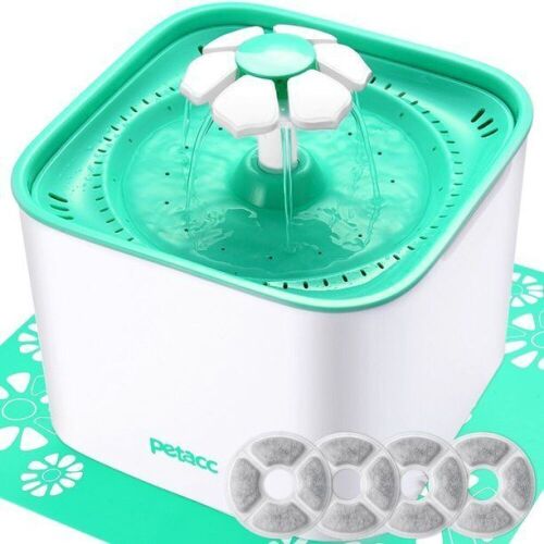 Petacc Automatic Pet Drinking Fountain with 2L Water Capacity  - Lot 563