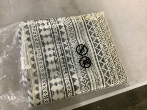 3' x 5' Area Rug  - Lot 159