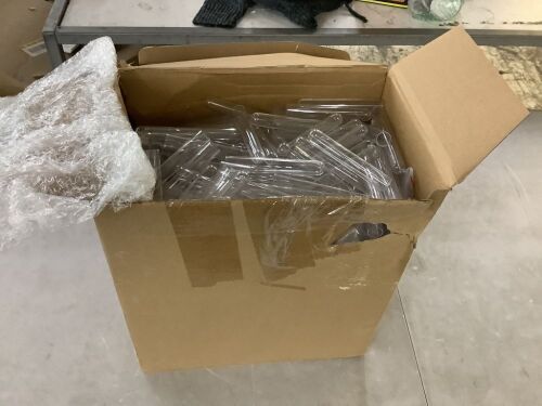 Plastic Test Tubes, 500pc  - Lot 657