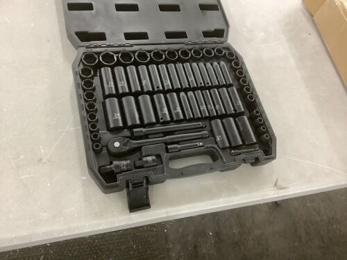 t3/8" Drive Impact Socket Set - Missing 1 Piece  - Lot 177