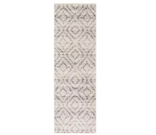 SAFAVIEH Adirondack Light Gray/Gray 3 ft. x 8 ft. Geometric Runner Rug - Lot 702JF
