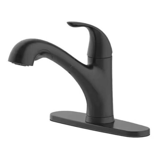 Glacier Bay Market Single-Handle Pull-Out Sprayer Kitchen Faucet in Matte Black - Lot 733JF