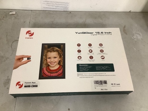 YunQiDeer 15.6in Digital Photo Frame - Lot 1278