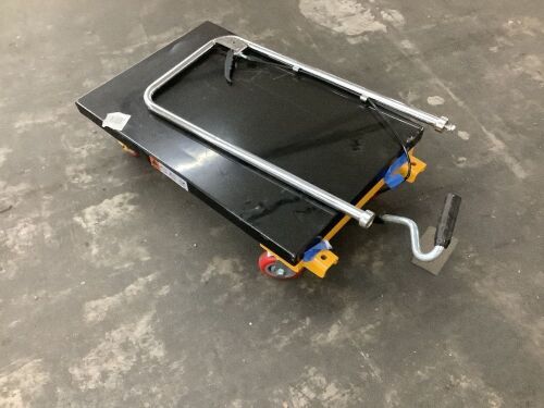Hydraulic Lift Cart - Missing Bolt for Handle, Possible Hydraulic Leak, Slowly Lowers - Lot 140
