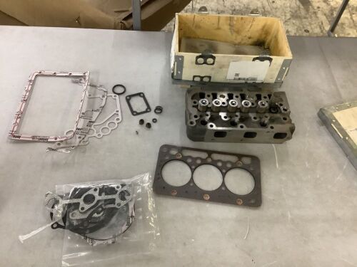 Complete Cylinder Head w/Valves Spring & Full Gasket Kit - For Repair  - Lot 174
