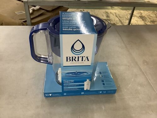 Brita Tahoe 10-Cup Large Water Filter Pitcher in Blue with 1 Standard Filter - Lot 618JF